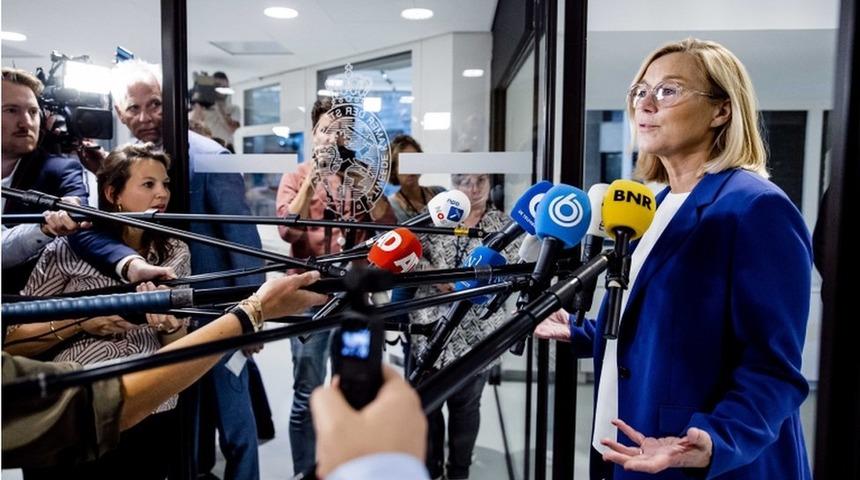 Afganistan'daki tahliyelerde ge&ccedil; kalmakla su&ccedil;lanan Hollanda Dışişleri Bakanı Kaag istifa etti