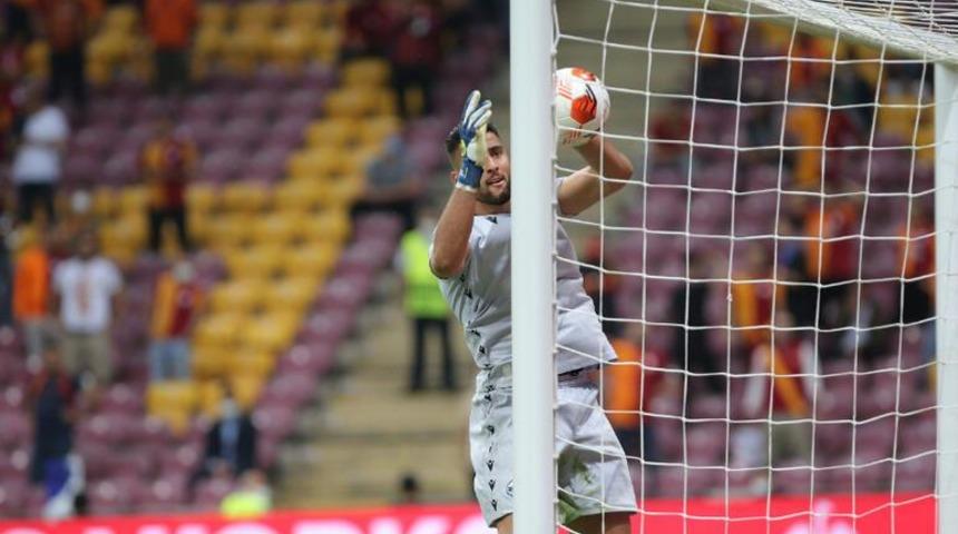 Galatasaray - Lazio maçında inanılmaz hata!