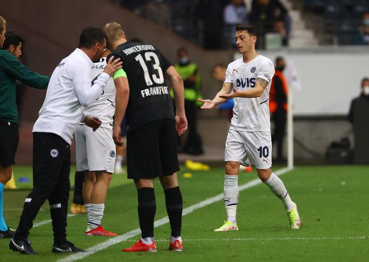 Mesut Özil'in tepkilere verdiği cevap olay oldu G3