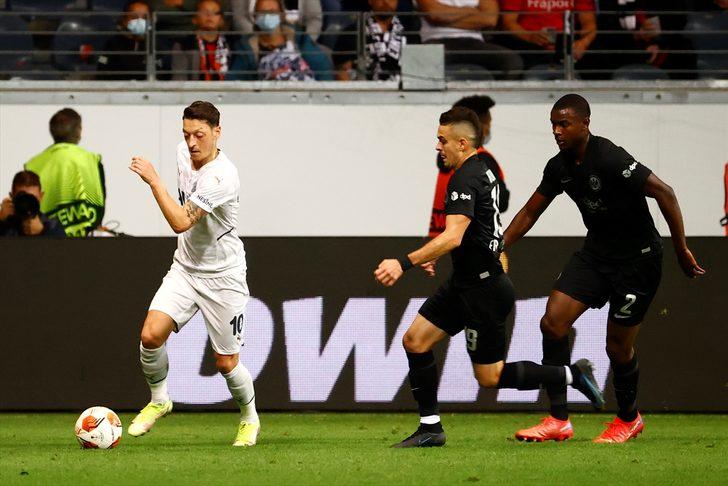 Mesut Özil'in tepkilere verdiği cevap olay oldu G5