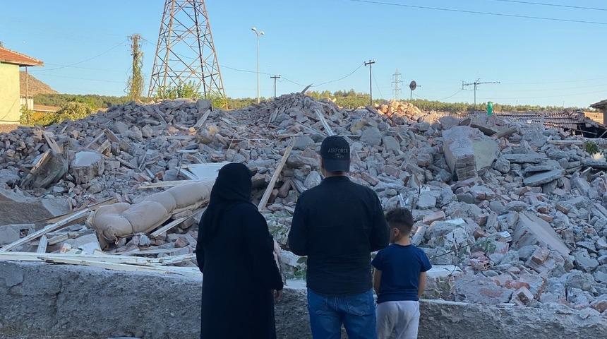 T&uuml;rkiye'deki Suriyeliler: Altındağ olayları sonrası Ankara'daki Suriyeli g&ouml;&ccedil;menler, 'Evlerimiz yıkılıyor, polisten ka&ccedil;arak yaşıyoruz' diyor