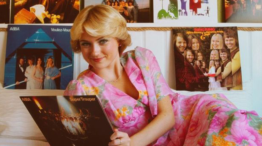 Prenses Diana’ya benzerliğiyle sosyal medyayı fethetti! Fiziksel özellikleri sayesinde milyon dolarlar kazanıyor