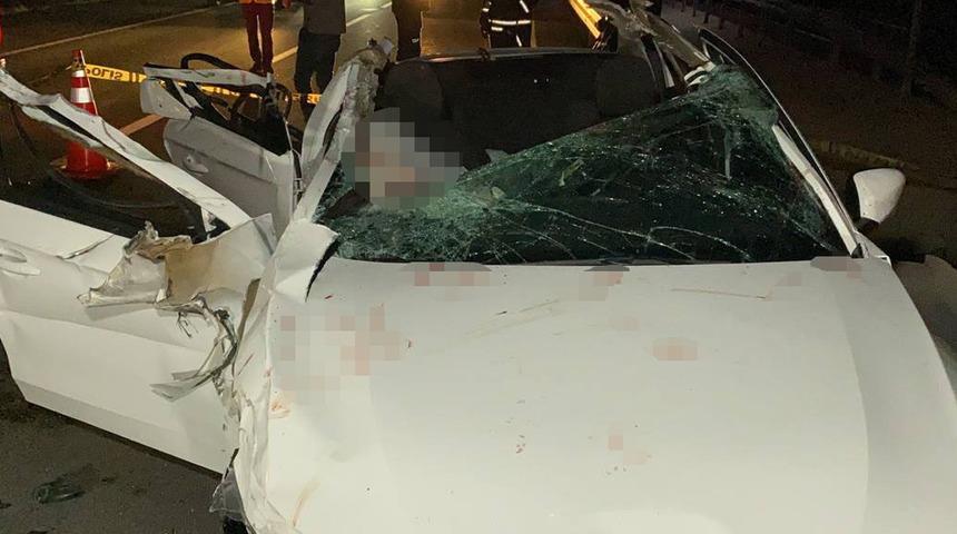 Düğün yolunda feci kaza: Damadın annesi ile babası hayatını kaybetti