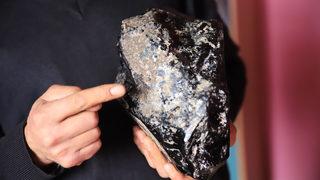 Evinin inşaatını kazarken buldu: Tam 9 kilo, bu elması satmak istiyorum