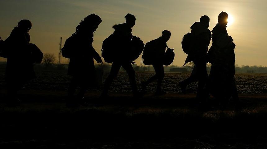 Yunanistan Başbakanı Mi&ccedil;otakis: Sınırlarımızı g&ouml;&ccedil;men akınına karşı koruyacağız, Erdoğan ile hemfikiriz