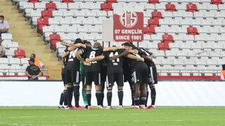 Beşiktaş'ta iki yıldız birden sakatlandı