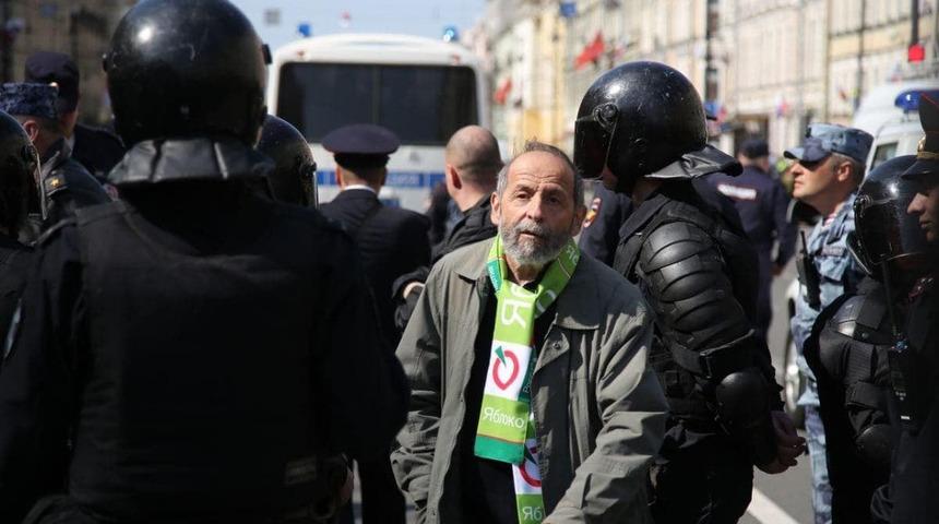 Rusya’daki seçimlerde kafa karıştıran olay! 3 adayın adı, soyadı ve dış görünüşleri aynı