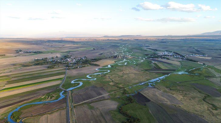Kars'taki menderesler her mevsim güzelliğiyle cezbediyor G4
