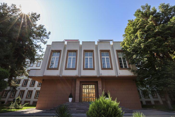 Tarihi Yargıtay binası kamu kurumu olarak hizmet vermeye devam edecek G1