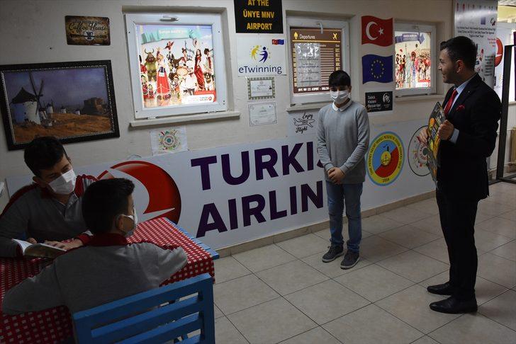 Projeleriyle farkındalık oluşturan öğretmen "dünyanın en iyileri" arasına girdi G2