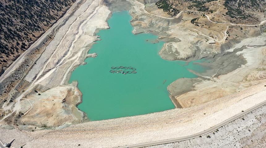 Çayboğazı Barajı'nın dibi göründü: Artık tehlike çanları çalıyor