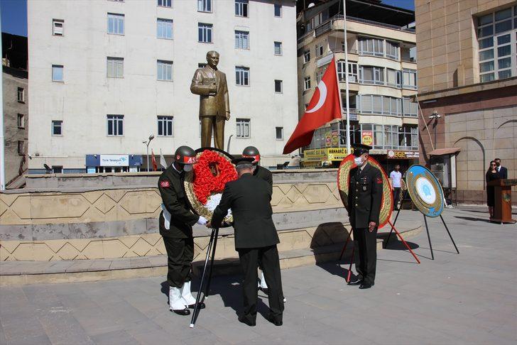 Van, Bitlis, Muş ve Hakkari'de 19 Eylül Gaziler Günü törenle kutlandı G2