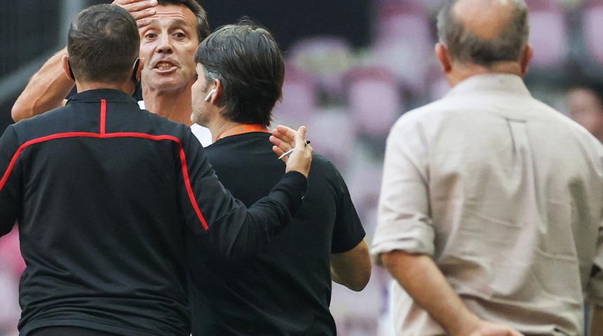 Bülent Korkmaz ile Galatasaray kulübesi gerginlik yaşadı