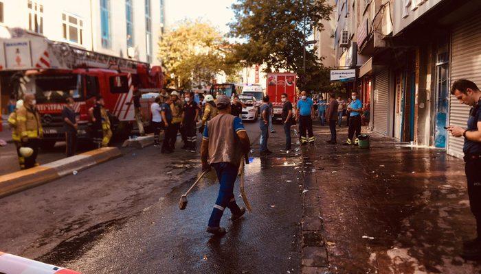 Beyoğlu'nda iş yerinde yangın! 12 kişi dumandan etkilendi