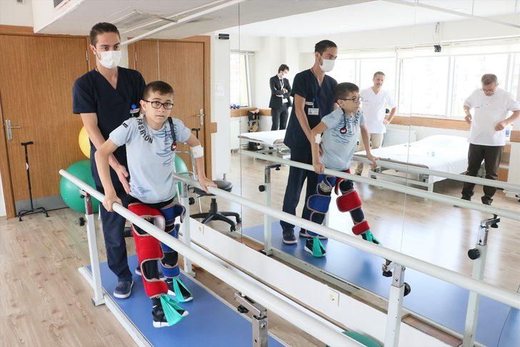 Savaş mağduru Muhammed'in yürümesi için iki ameliyat olması gerekiyor G2