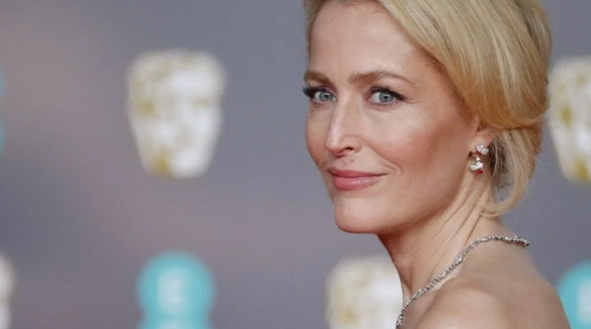 Gillian Anderson, 24 yıl sonra ilk Emmy Ödülü’nü kazandı! “Kimse bana inanmadı”