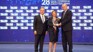 Mercedes-Benz Türk, 2020 yılında en fazla ihracat yapan ilk 10 şirket arasında yer aldı