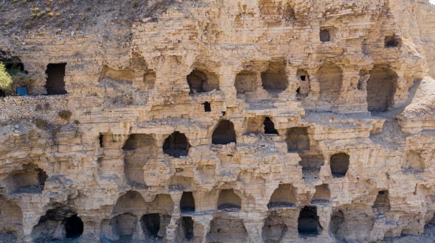 Sivas'taki gizemli mağara keşfedilmeyi bekliyor! Nereye kadar gittiği belli değil