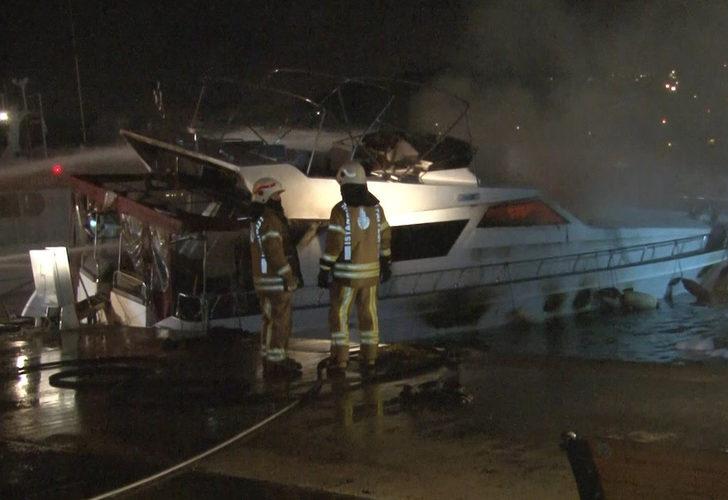 Bir günde ikinci yangın! Alev alev yanan lüks tekne battı G4