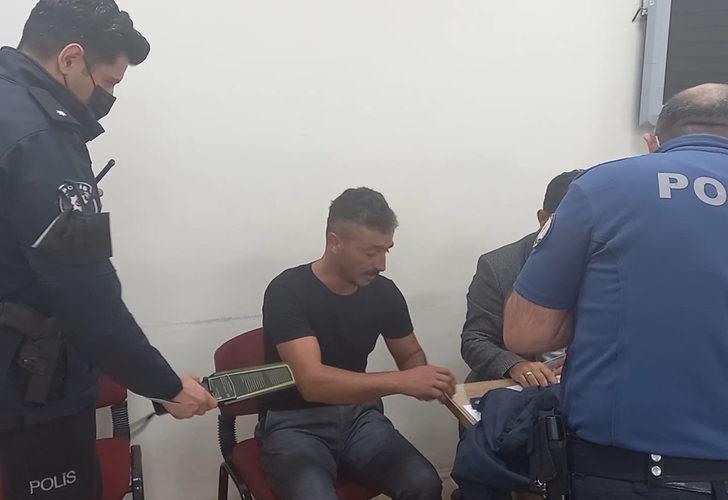 Akıllara durgunluk veren kopya düzeneği! Kulağından hastanede çıkartılabildi G1