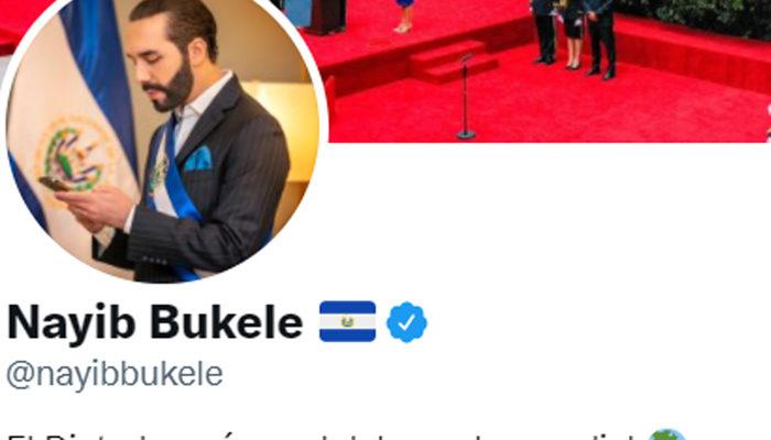 El Salvador Devlet Başkanı Twitter'da kendini 