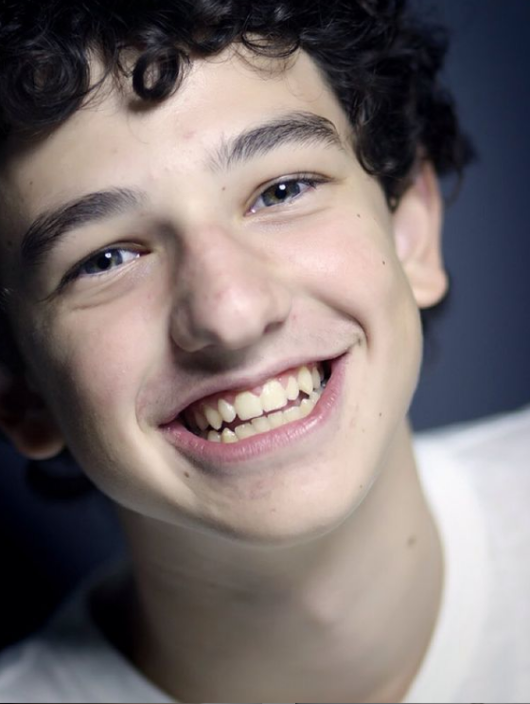 Aliye Dizisinin Arda Si Ayberk Kocar Buyudu Bir Donemin Cocuk Yildizi Bakin Simdi Ne Halde Aliye Dizisinin Arda Si Ayberk Kocar Buyudu Bir Donemin Cocuk Yildizi Bakin Simdi Ne Halde