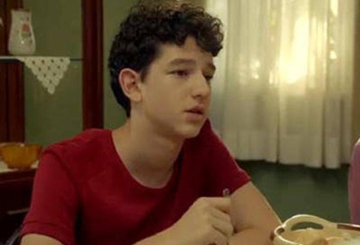 Aliye dizisinin Arda'sı Ayberk Koçar büyüdü! Bir dönemin çocuk yıldızı bakın şimdi ne halde! G5