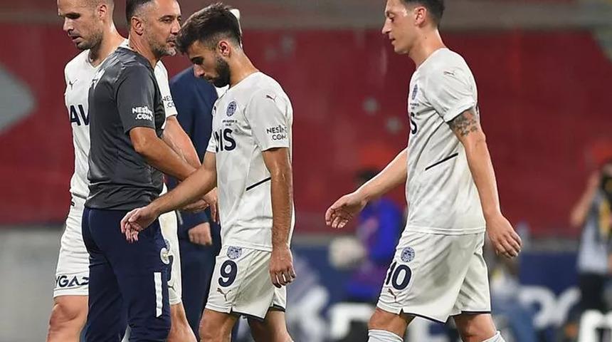 Maç sonu Özil yıkıldı! Pereira'yı bile fark etmedi