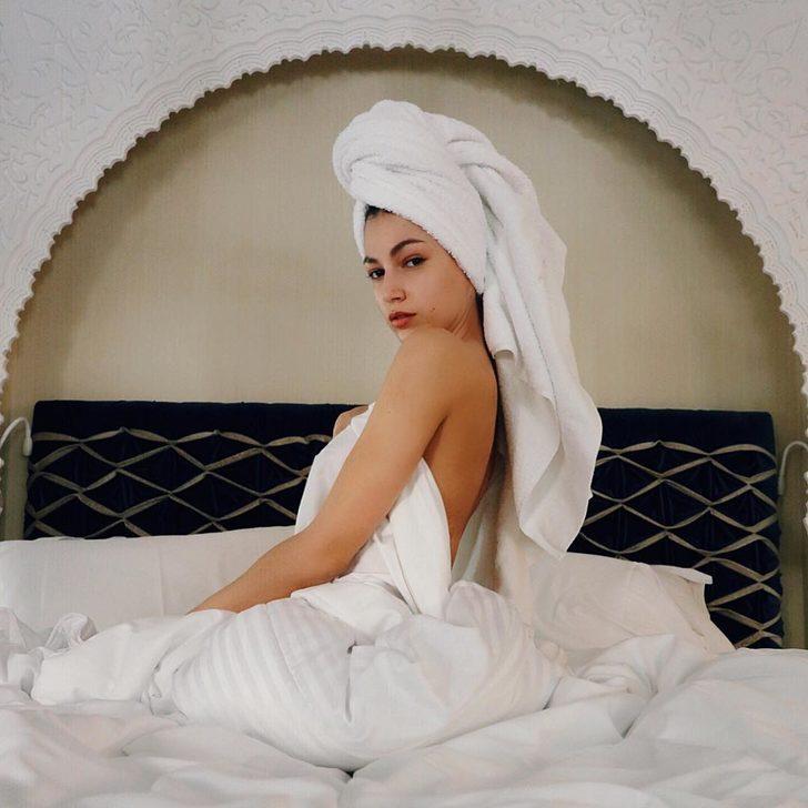 La Casa de Papel'in Tokyo'su yatak pozlarıyla yürek hoplattı! G1