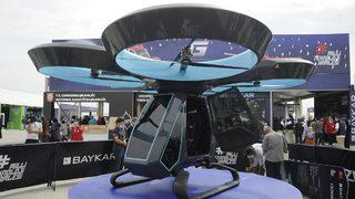 Türkiye’nin ilk uçan arabası Cezeri’ye yoğun ilgi