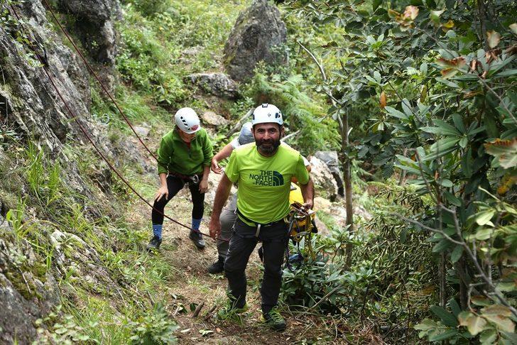Yoroz Kent Ormanı dağcılık ve kaya tırmanışı sporcularından ilgi görüyor G4