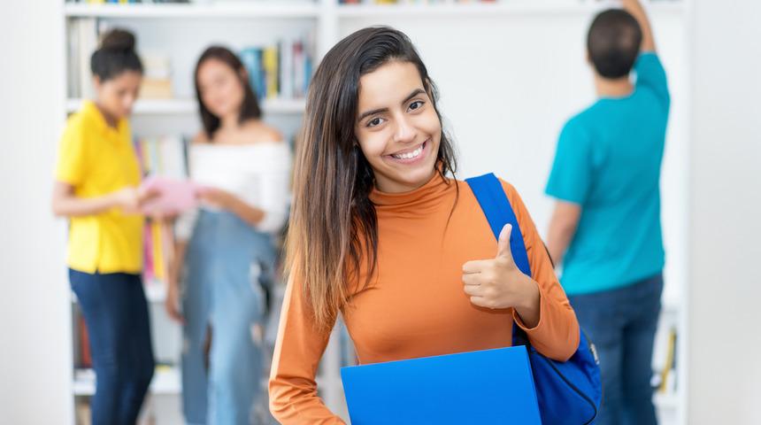 &Uuml;niversite &ouml;ğrencilerine karşılıksız burs veren kurumlar! 2021'de hangi şirket ya da kurum ne kadar burs veriyor?