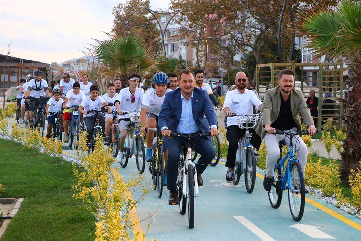 Tekirdağ'da çocuklar aileleriyle pedal çevirdi G4