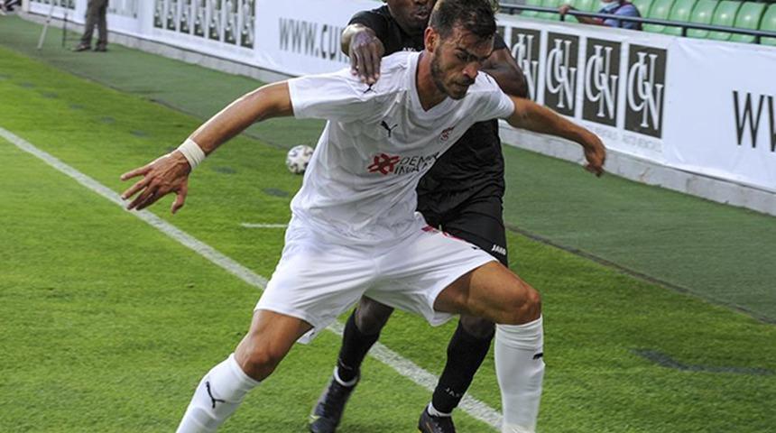 Sivassporlu Goutas forvetleri geride bıraktı