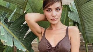 Demet Özdemir’in giydiği cesur hırkayı Hazal Filiz Küçükköse de giydi