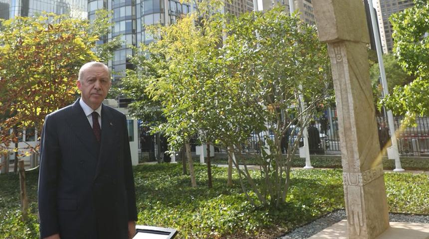 Göbeklitepe BM'de sergileniyor! Cumhurbaşkanı Erdoğan "hayırlı olsun" diyerek duyurdu