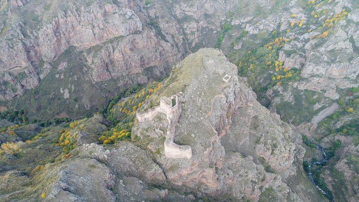 Kayalıkların zirvesindeki tarihi Şeytan Kalesi ilgi odağı oldu G5