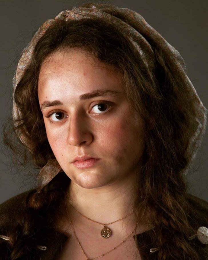 Yaprak Dökümü'nün Fikret'i Bennu Yıldırımlar'ın kızı da oyuncu çıktı! G2