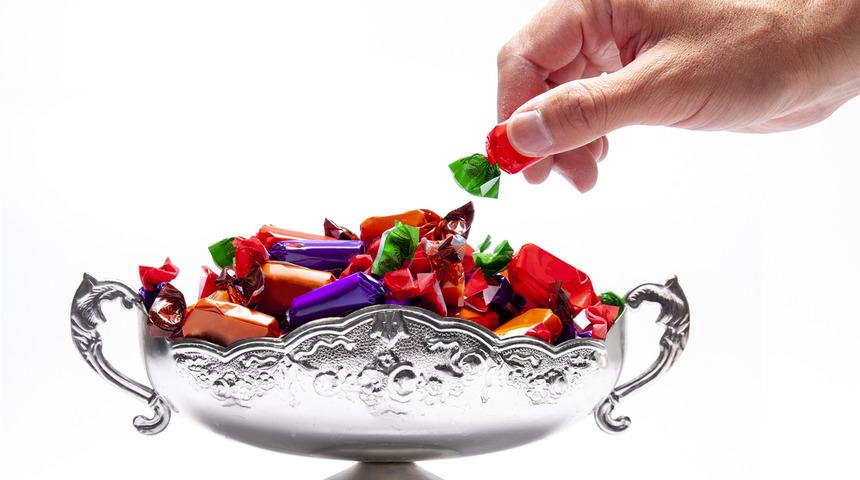 Bayram şekerleri el yakıyor