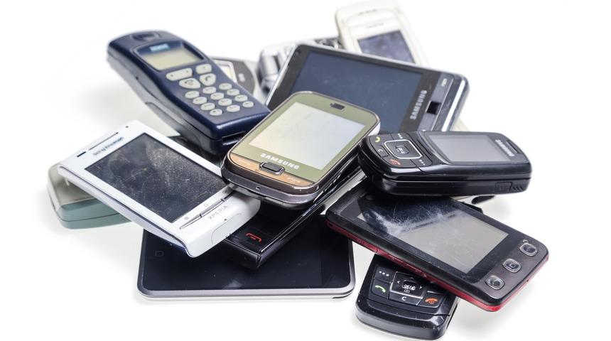 &Uuml;niversite mezunu kalpazan