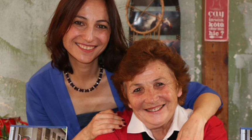 Kızı dünya turu yaptı! Annesi özlemini kitaba dönüştürdü