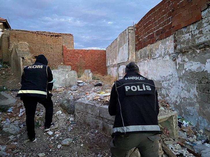 Balıkesir'de uyuşturucu operasyonunda 8 şüpheli yakalandı G2