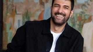 Engin Akyürek'in su altı pozlarına beğeni yağdı