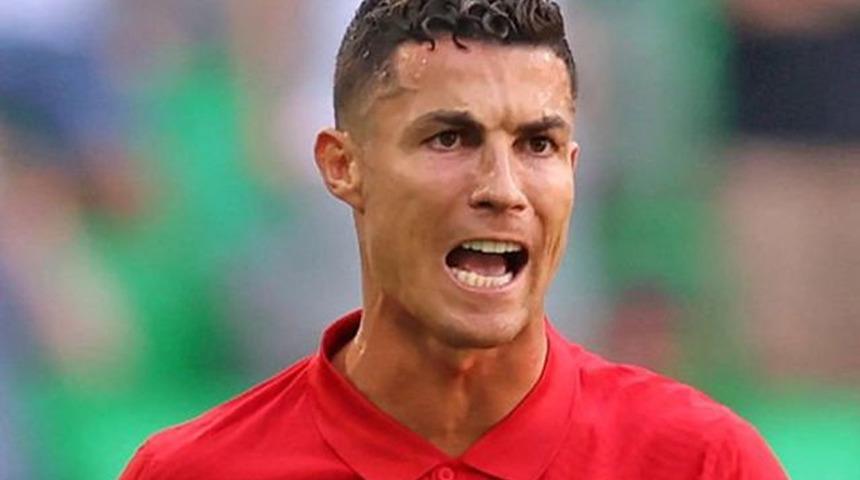 Ronaldo'nun annesi: Futbolcu olmasaydı duvar ustası olurdu