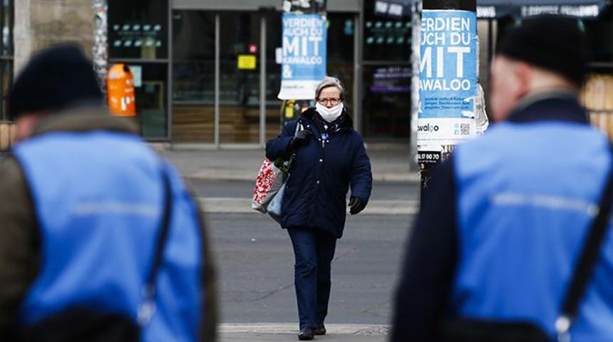 Almanya'da aşı yaptırmak istemeyenler için yeni kararlar! Hayat pahalılaşacak