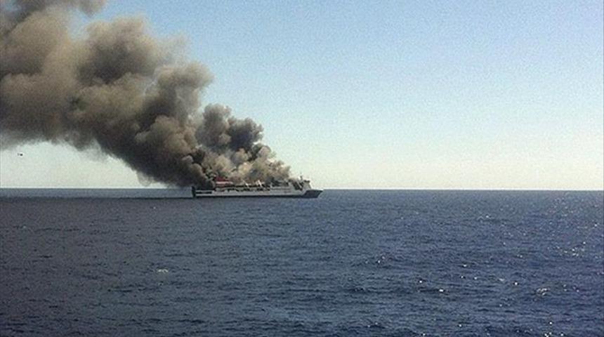 Kuzey Denizi'nde bir feribotta yangın &ccedil;ıktı  