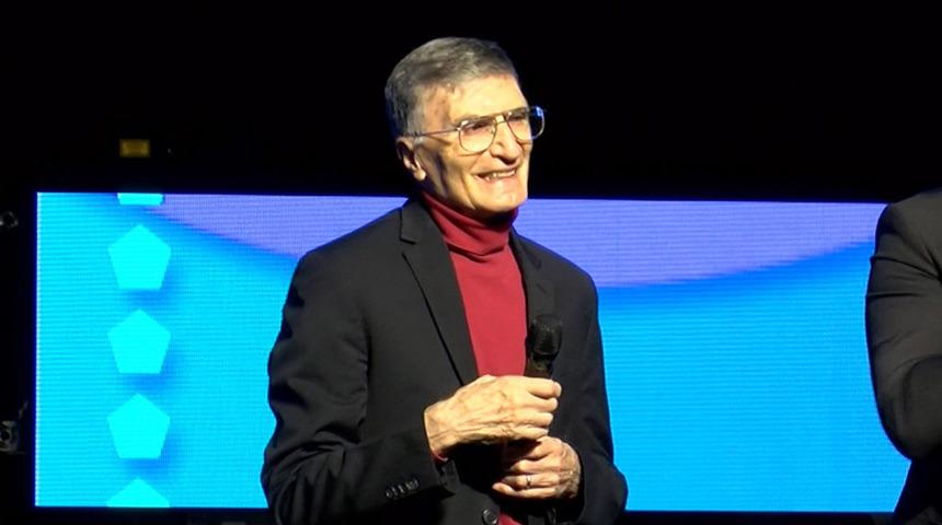 Aziz Sancar: Benim yaptığımı yapmayın, geri dönün