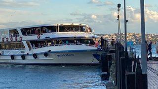 Beşiktaş iskelesinde can pazarı! Vapurdan denize atlayarak intihar girişiminde bulundu