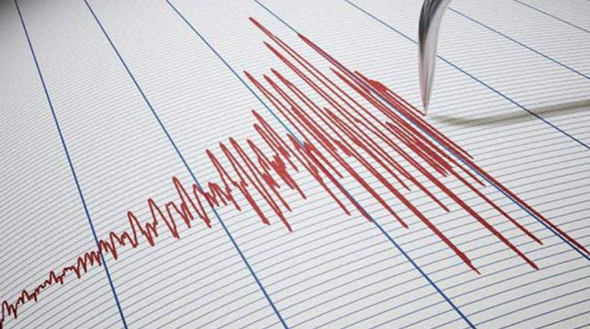 Japonya'da 6.9 şiddetinde deprem
