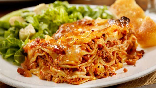 Lazanya nasıl yapılır? Lazanya malzemeleri nelerdir?